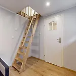 Dwupoziomowy Dworcowa Apartment